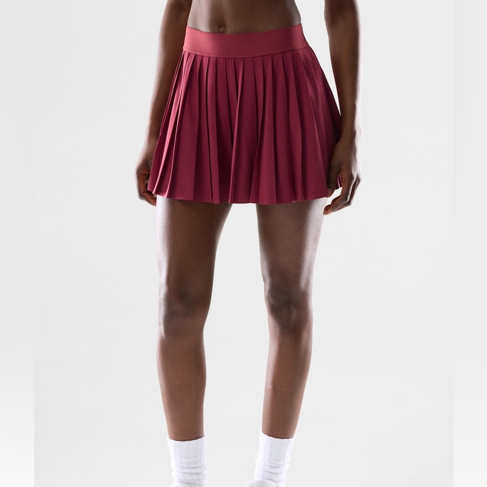 Aritzia Burgundy Pleated Skirt